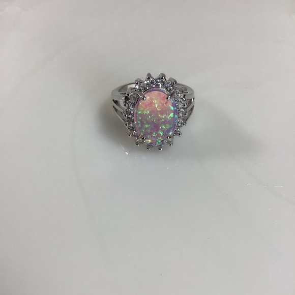 Beautiful Opal and Cubic Zirconia Silver Fashion Ring - Size 9 - Picture 4 of 7